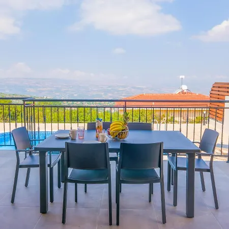 Villa Aeria *